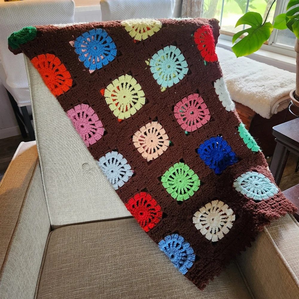 Granny Square Afghan Homemade Crochet Blanket Roseanne Style 36